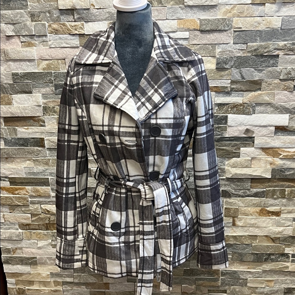 Elegant Plaid Trench Coat - Black and White